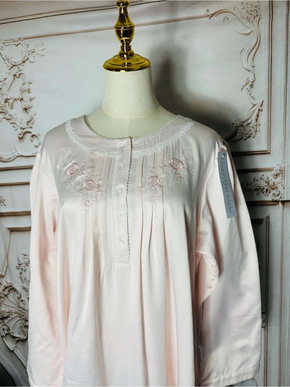 Miss Elaine Pale Pink Long Sleeve Nightgown with Floral Embroidery